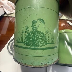 Vintage Green Tin with Lady and Umbrella Design